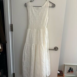 Zara Elegant White Sleeveless Dress